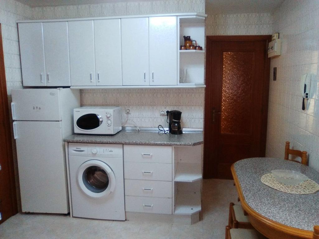 Apartamento Dominicos Овиедо Екстериор снимка